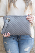 Load image into Gallery viewer, Quilted Wristlet Clutch