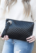 Load image into Gallery viewer, Quilted Wristlet Clutch